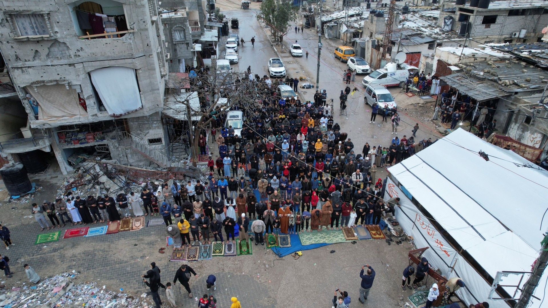 eid prayers by destroyed mosque rafah