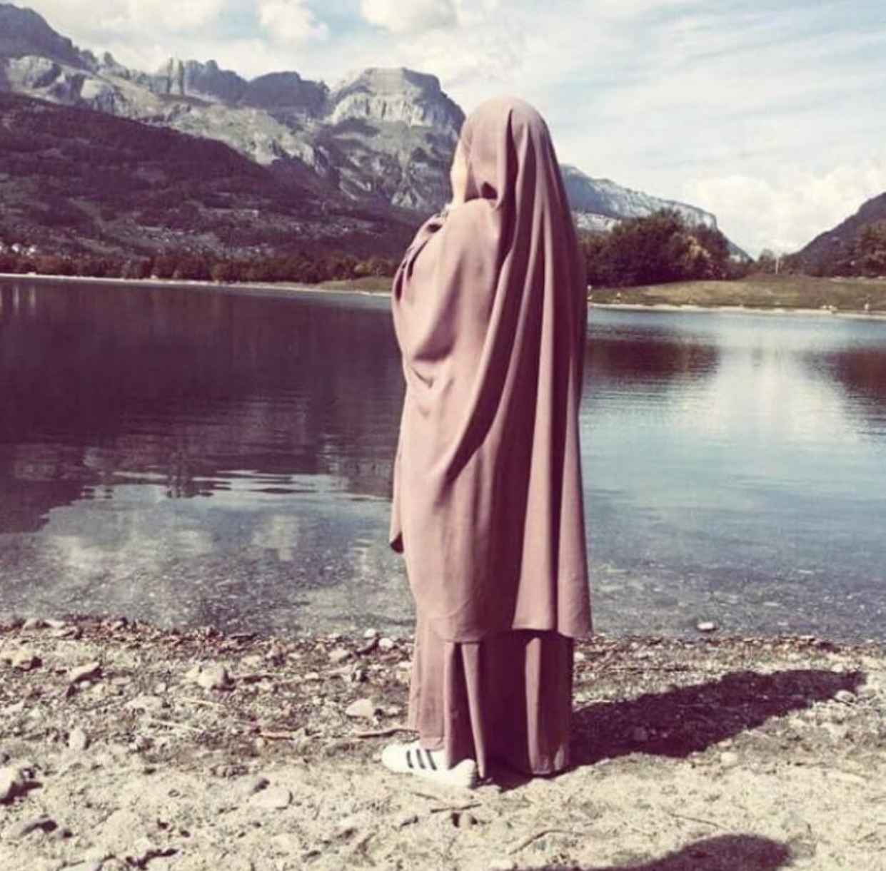 Condamnée en 2017, Hafsa assure aujourd’hui avoir coupé les liens avec l’État islamique (avec son autorisation)