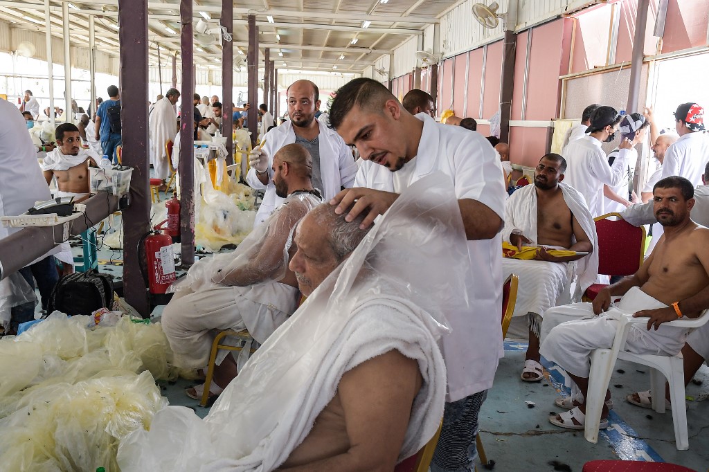 Head shave Umrah