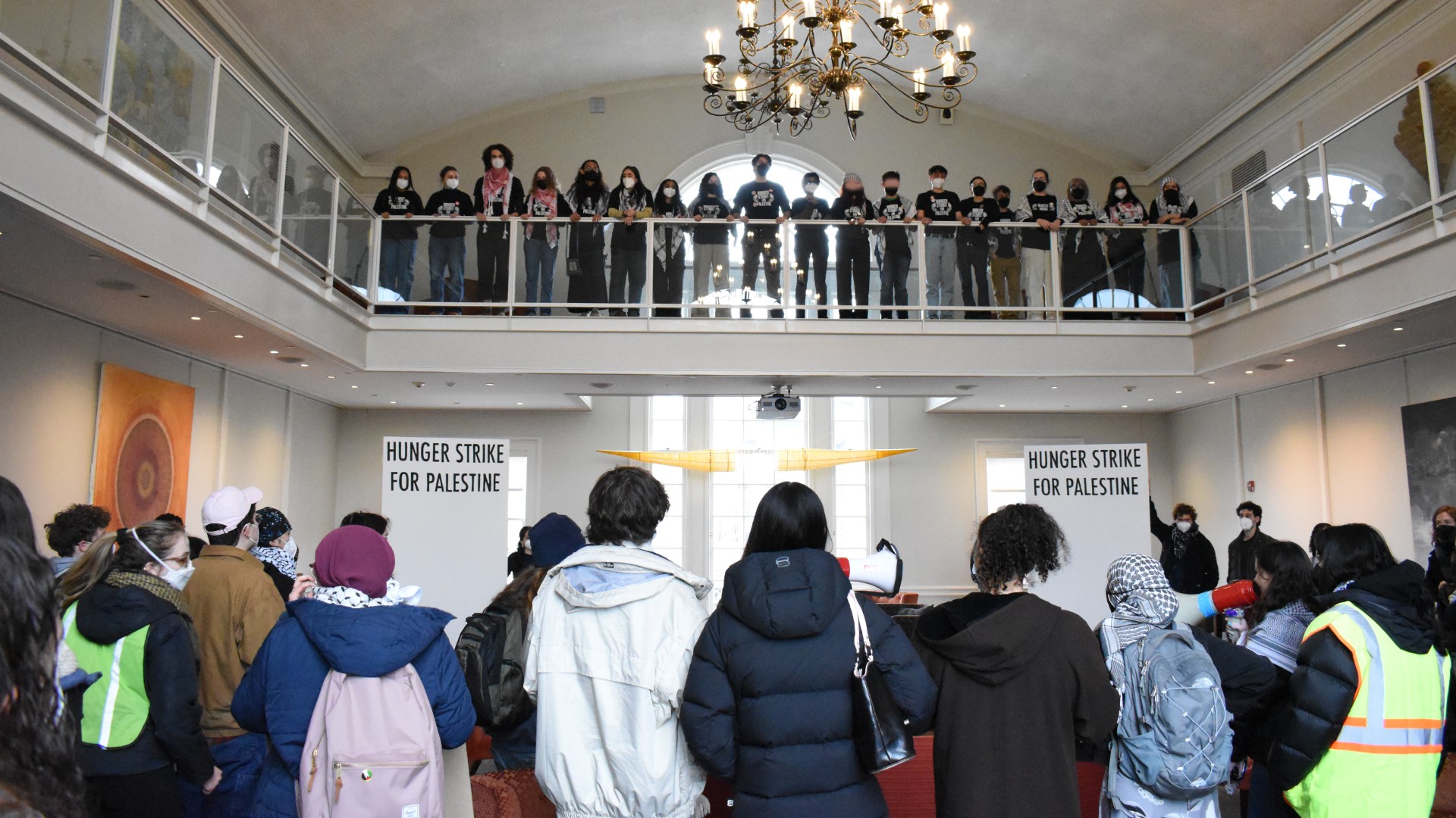 The hunger strike kicked off with a rally for divestment that drew hundreds of Brown community members. The