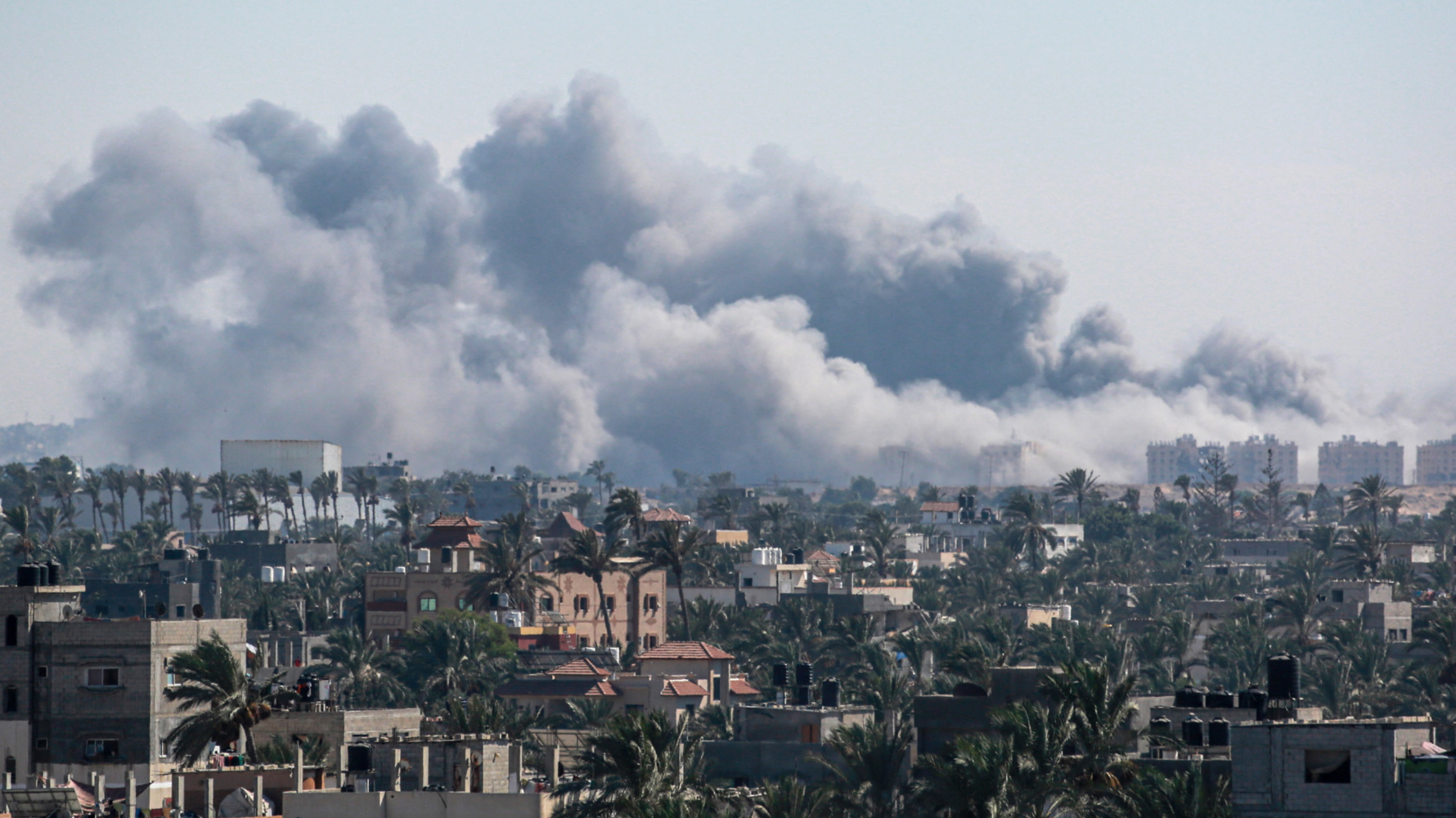 Smoke billowing after an Israeli strike on Khan Yunis, southern Gaza on 16 August 2024 (Bashar Taleb/AFP)