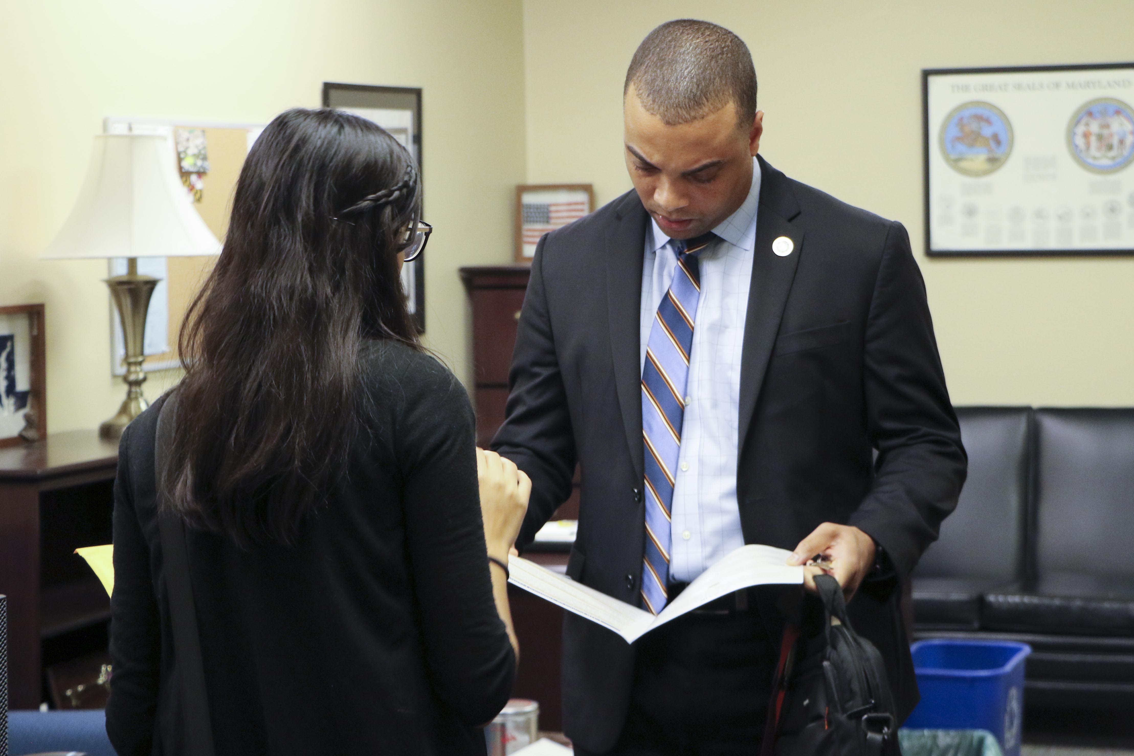 Muslims lobbying in legislators in the US state of Maryland