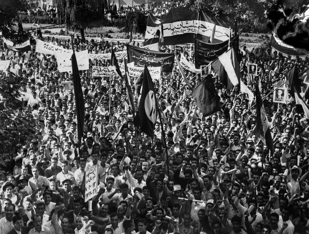 Iranians protest in support of former Prime Minister Mohammed Mosaddegh in 1953 (AFP)