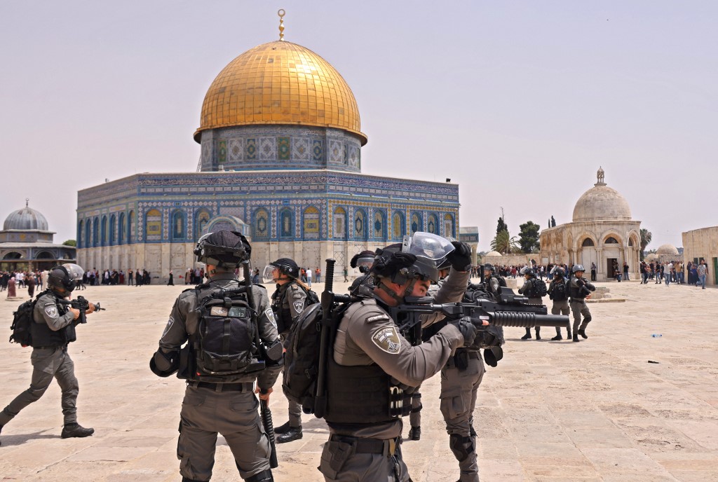 AFP al aqsa may 2021 israeli offensive al aqsa stroming
