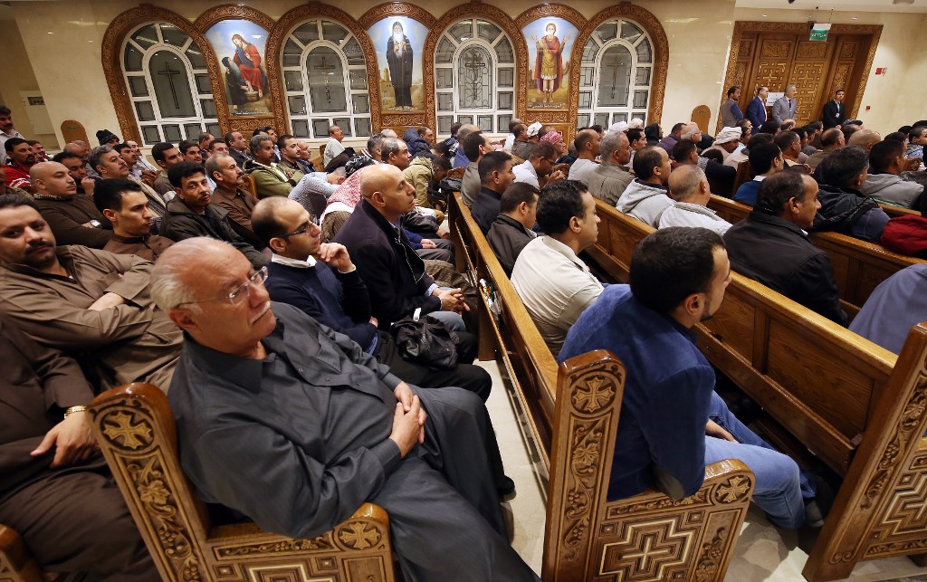 Des coptes orthodoxes égyptiens vivant au Koweït assistent à la messe de Noël en l’église orthodoxe copte Saint-Marc à Koweït, le 6&nbsp;janvier&nbsp;2019 (AFP)