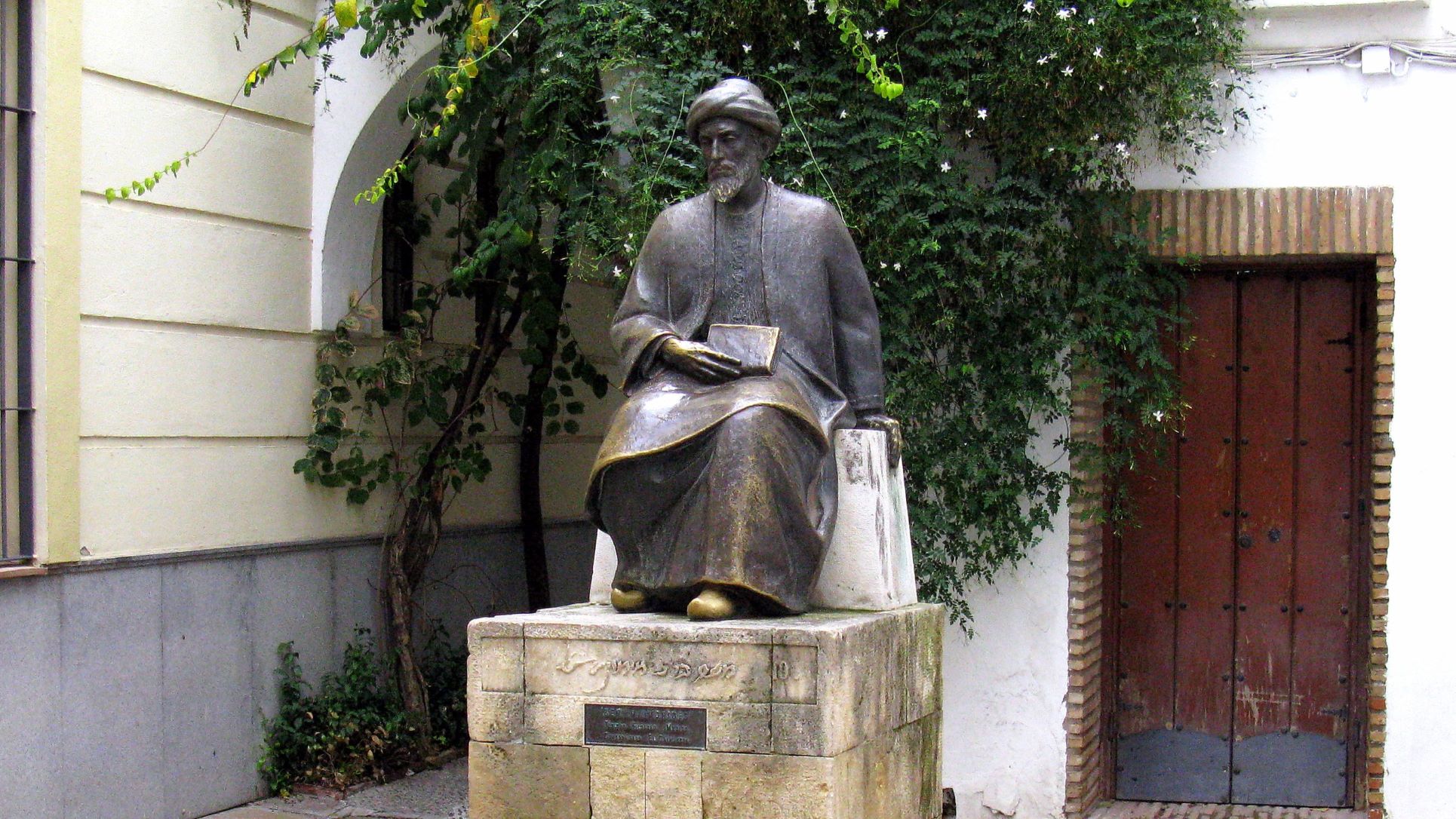 maimonides-statue-cordoba-flickr-spencer-means