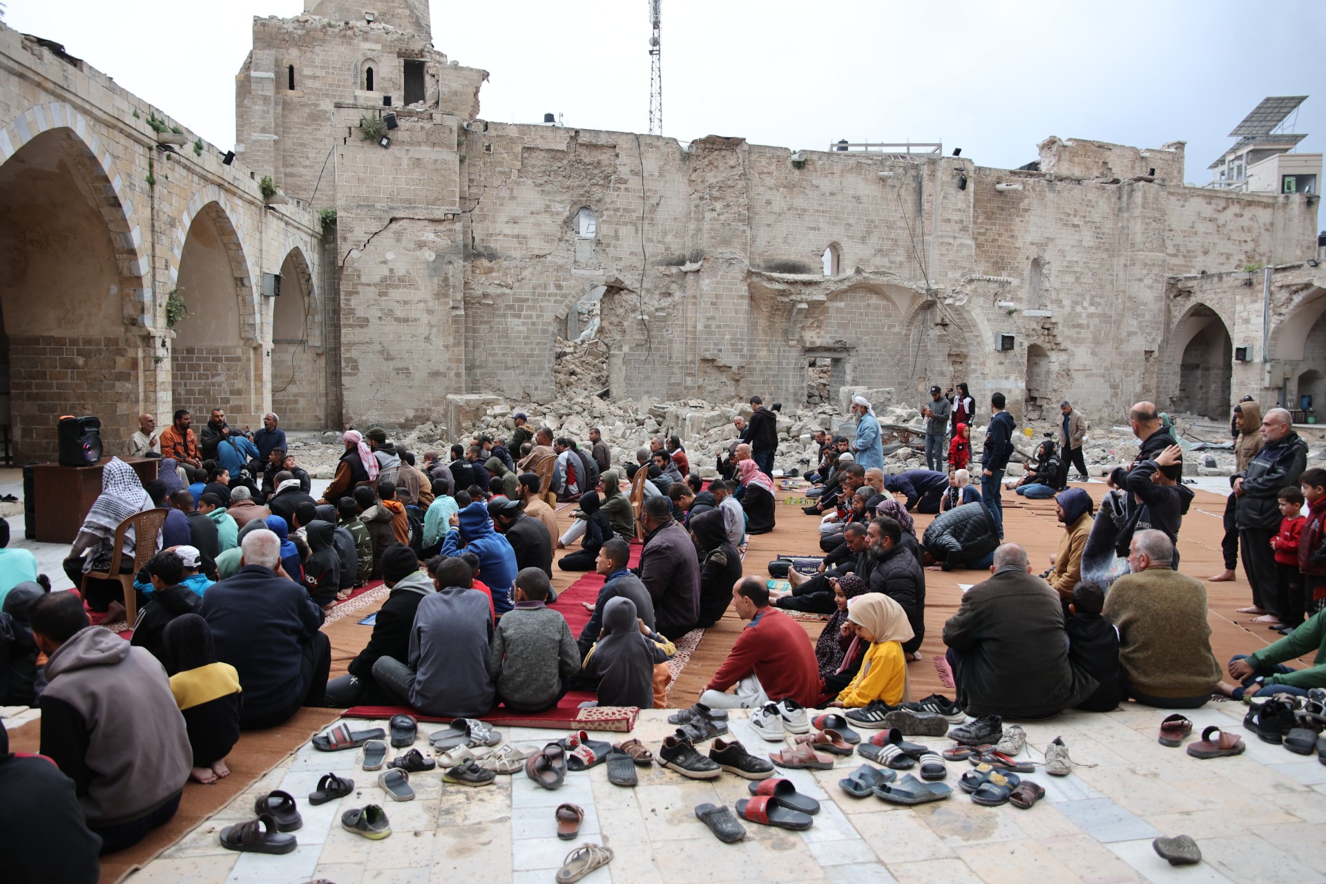 omari mosque gaza eid