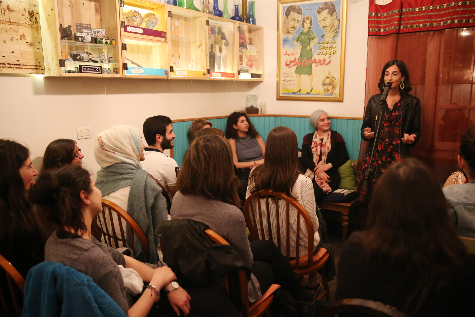 Nada Kurdi au Dar Bistro à Beyrouth : les conteuses prennent de plus en plus part à cette renaissance (Dar al-Mussawir)