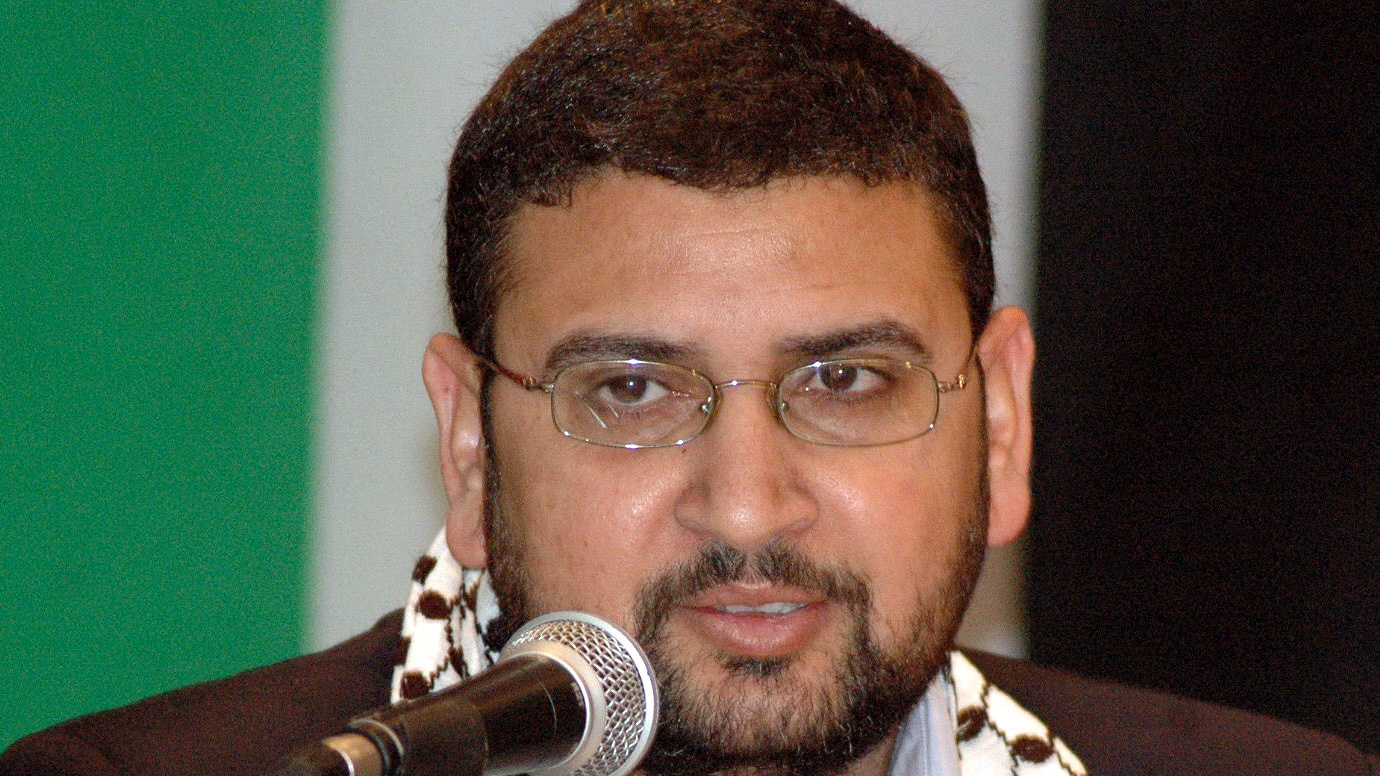 Hamas spokesperson Sami Abu Zuhri speaking at a news conference in Istanbul, Turkey on 17 January 2009 (STR/AFP)