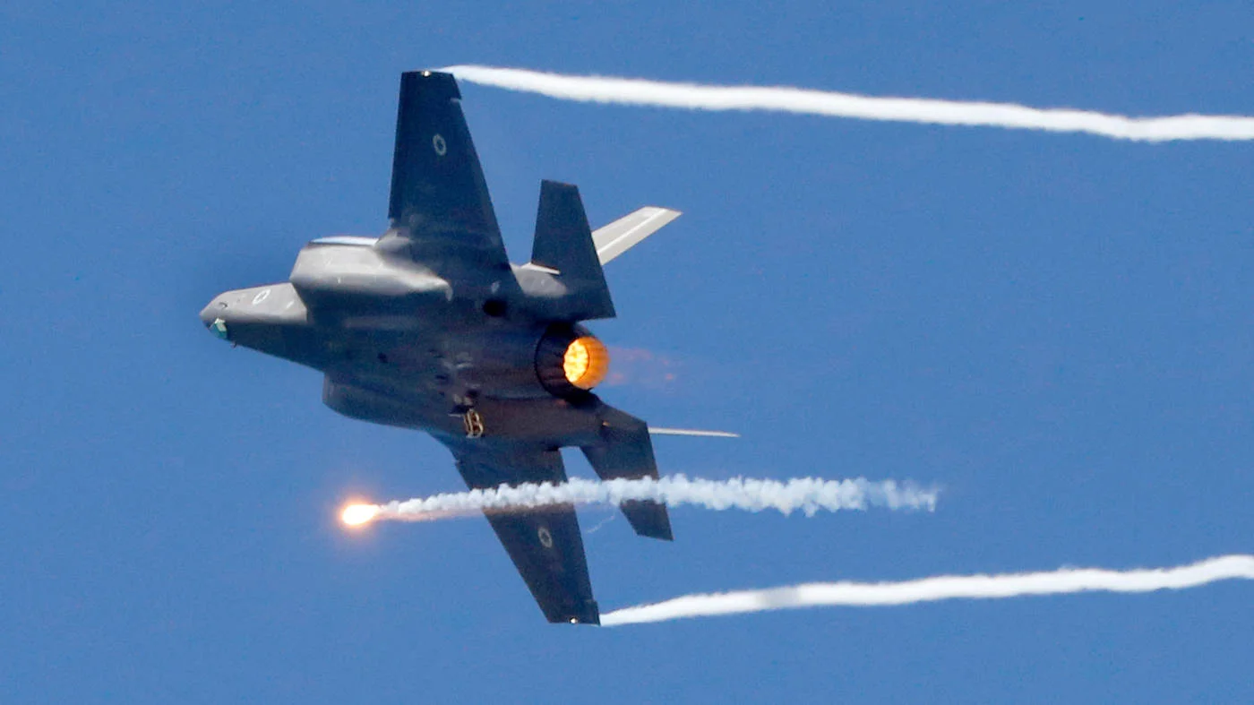 An Israeli F-35 fighter over the beach in Tel Aviv during an air show on 9 May 2019 (AFP)