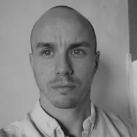 Profile picture for user Simon Reynolds