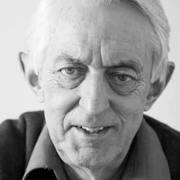 Profile picture for user Paul Rogers