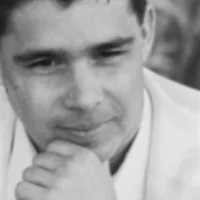 Profile picture for user Frédéric Charillon