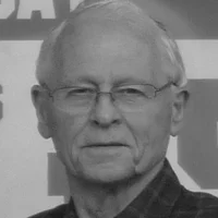 Profile picture for user Geoff Lee