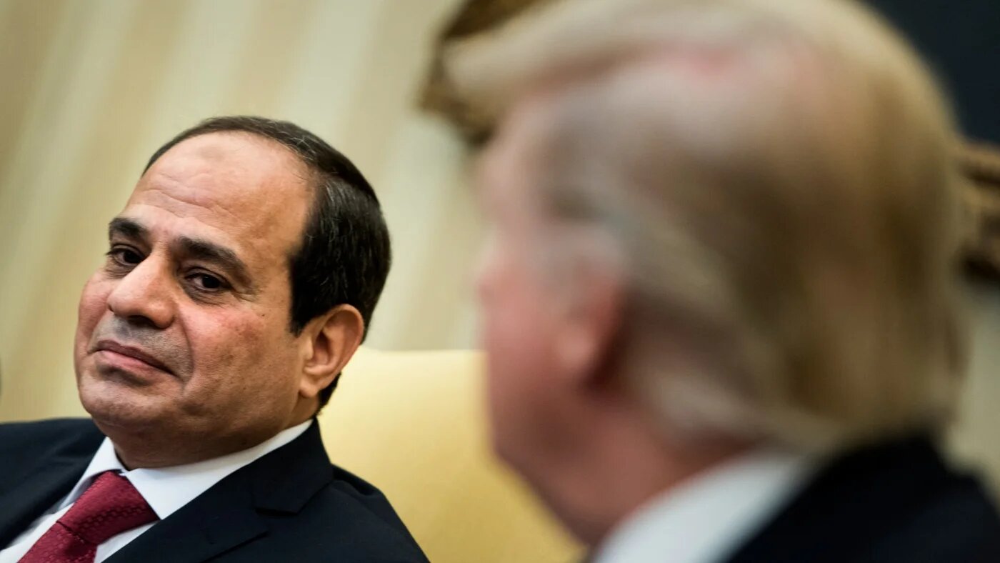 US President Donald Trump (R) listens while Egypt's President Abdel Fattah el-Sisi makes a statement to the press in the Oval Office before a meeting at the White House on 3 April 2017 (Brendan Smialowski/AFP)