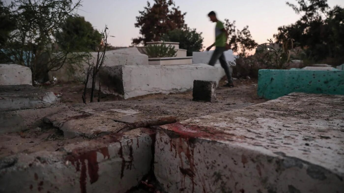 Le cimetière d’al-Faluja, dans le nord de Gaza, où cinq enfants palestiniens ont été tués dimanche 7 août avant le cessez-le-feu (MEE/Mohammed al-Hajjar)
