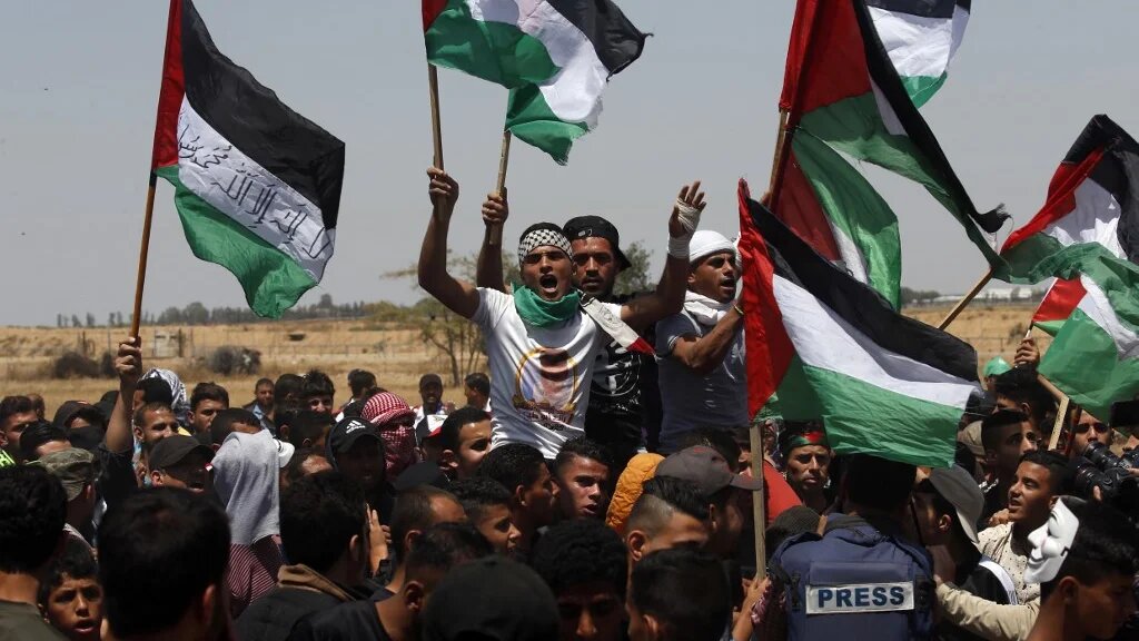 Palestinians protesting in Gaza
