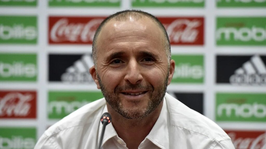 L’entraîneur des Verts Djamel Belmadi lors d’une conférence de presse à Alger, le 18 août 2018 (AFP/Ryad Kramdi)