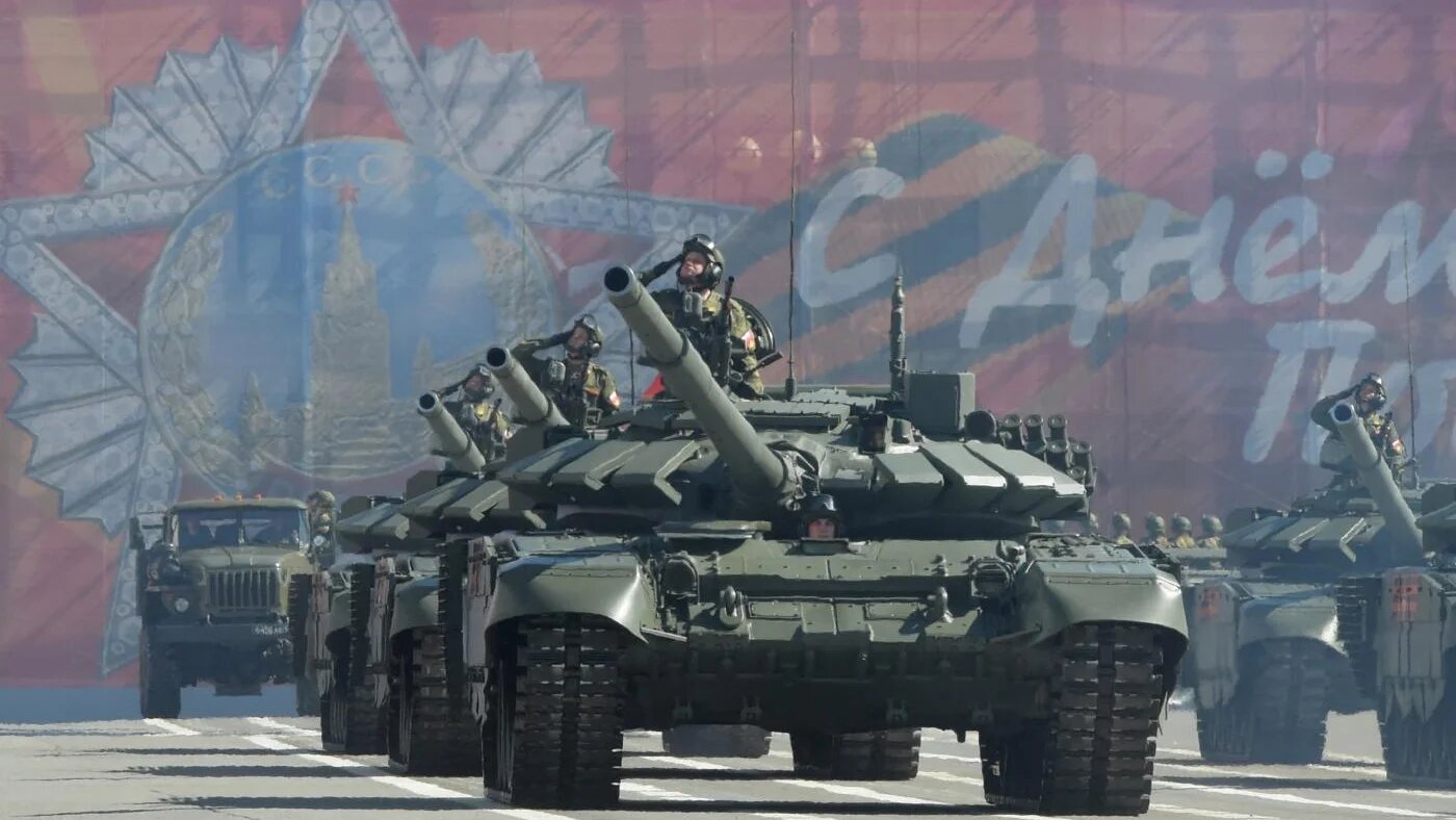 L’Égypte et l’Algérie se sont classées parmi les quatre premiers acheteurs d’armement russe au niveau mondial ces dernières années (AFP)