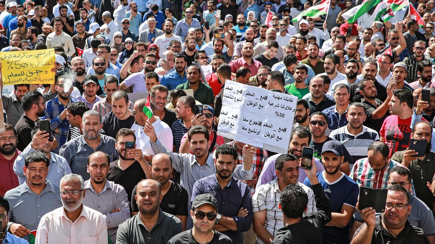 Public school teachers gather for a demonstration demanding pay raises, at the Professional Associations Complex in Jordan's capital Amman on October 3, 2019 (AFP)