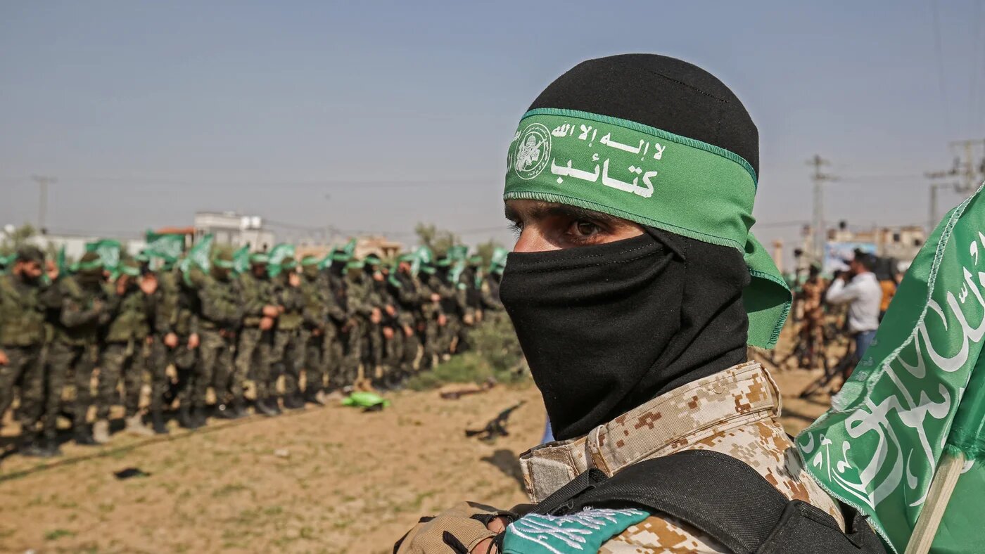 Fighters from the Izzedine al-Qassam Brigades