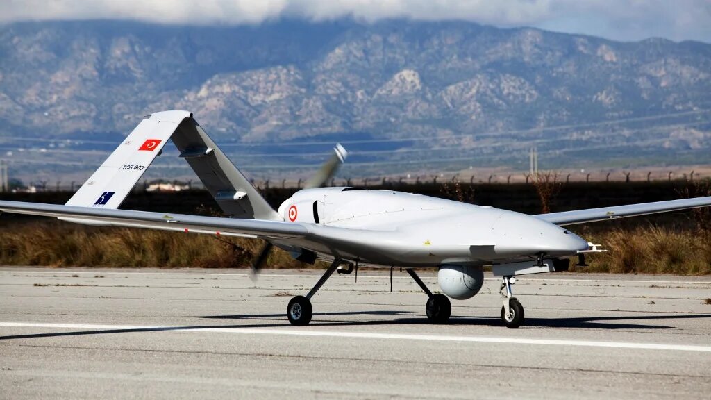 Le Maroc a reçu treize drones de combat turcs Bayraktar TB2, mi-septembre 2021 (AFP/Birol Bebek)