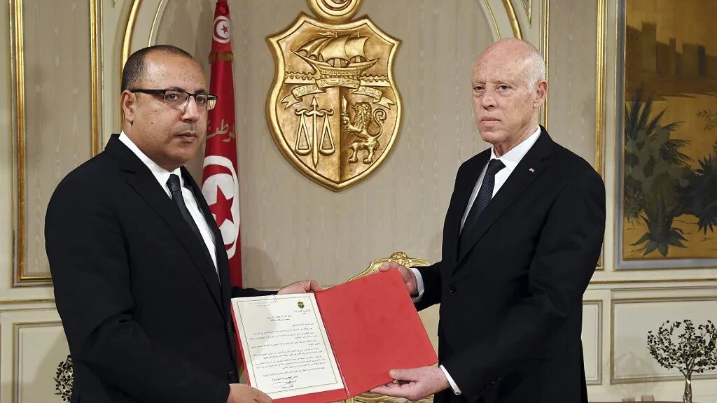 Le ministre tunisien de l’Intérieur, Hichem Mechichi, a été désigné samedi soir par le président Kais Saied chef du futur gouvernement et doit former d’ici un mois son équipe dans un contexte politique tendu (AFP)