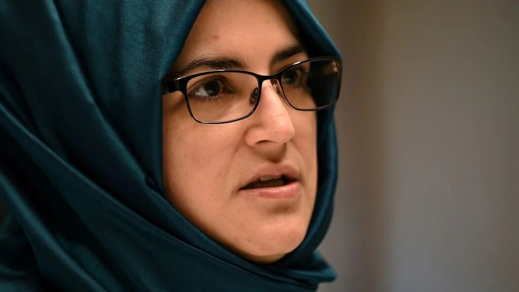 « Je n’ai pas cessé de me faire entendre parce que les relations d’État à État s’étaient détériorées et je ne vais pas me taire parce qu’elles se normalisent. Je me bats pour le droit, la justice » - Hatice Cengiz