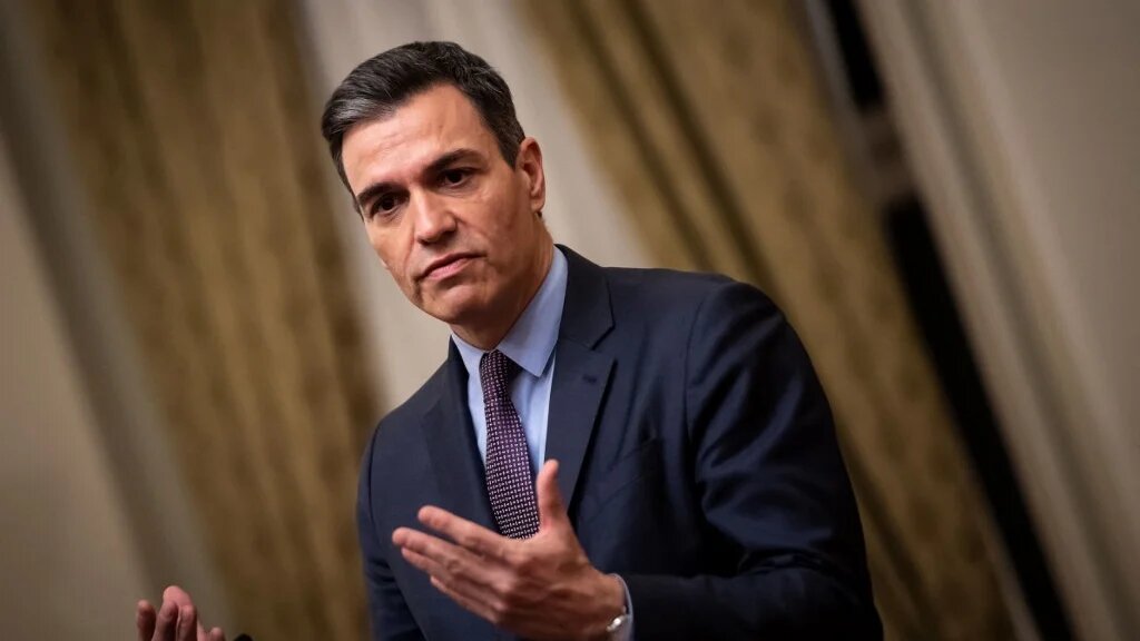 La classe politique espagnole, de gauche comme de droite, a condamné, pour une fois à l’unisson, la décision de Pedro Sánchez (en photo) d’abandonner sa traditionnelle neutralité active, vieille de plusieurs décennies, sur le dossier du Sahara occidental (AFP/Vladimir Simicek)
