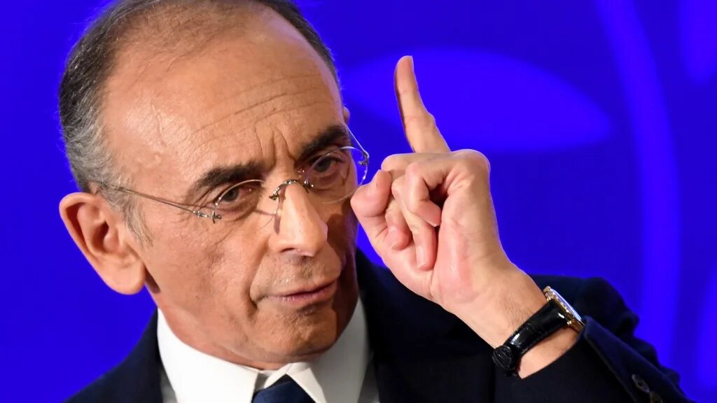 Conférence de presse du candidat d’extrême-droite Éric Zemmour à Paris, le 23 mars 2022 (AFP/Bertrand Guay)