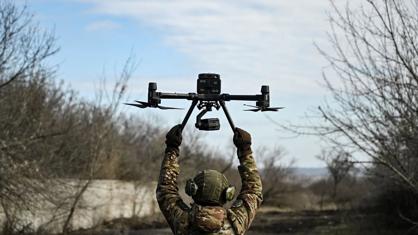A Ukrainian serviceman flies a drone to spot Russian positions near the city of Bakhmut, in the region of Donbas, on March 5, 2023 (AFP)
