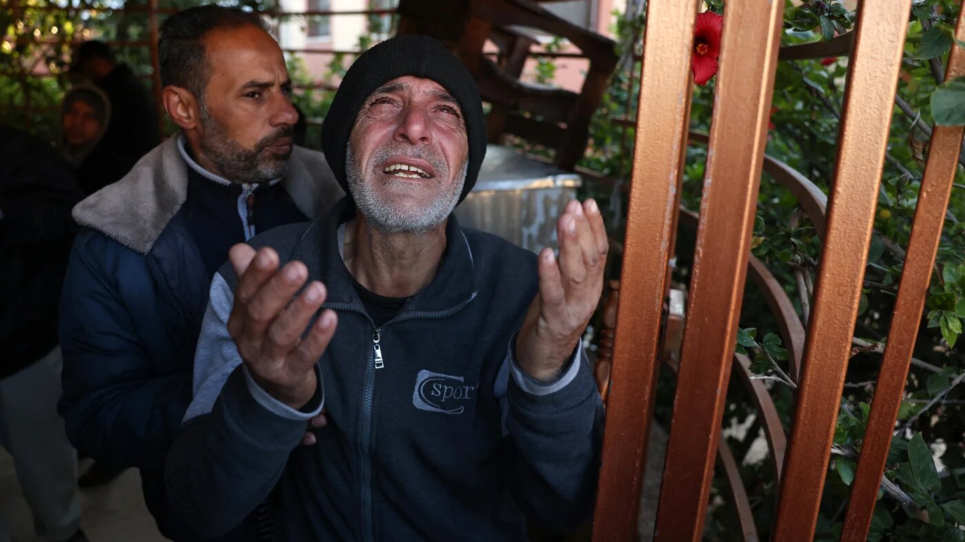 KhanYounis-Gaza-PalestiniansMournKilledIsraeliStrike-2JAN2025- AFP-BasharTaleb