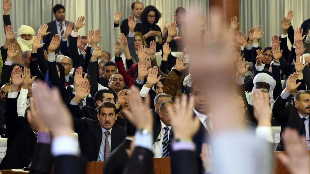 Séance plénière du Parlement algérien en février 2016 (AFP)