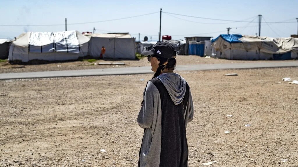 Émilie König avait été capturée en 2017 à Chadadi, ville de l’est de la Syrie, alors que les forces kurdes poursuivaient leur offensive pour reconquérir les secteurs aux mains de l’EI (AFP)
