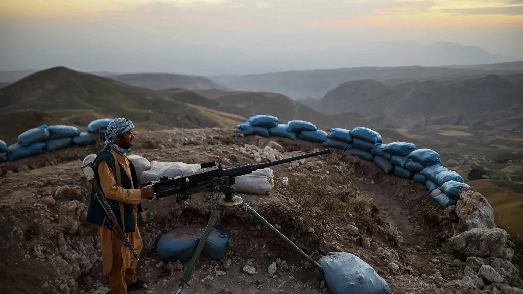 « Les frontières de l’Afghanistan avec le Tadjikistan, l’Ouzbékistan, le Turkménistan, l’Iran : environ 90 % des frontières sont sous notre contrôle », ont déclaré jeudi 22 juillet les talibans sans que ces affirmations puissent être vérifiées de manière indépendante (AFP/Farshad Usyan)