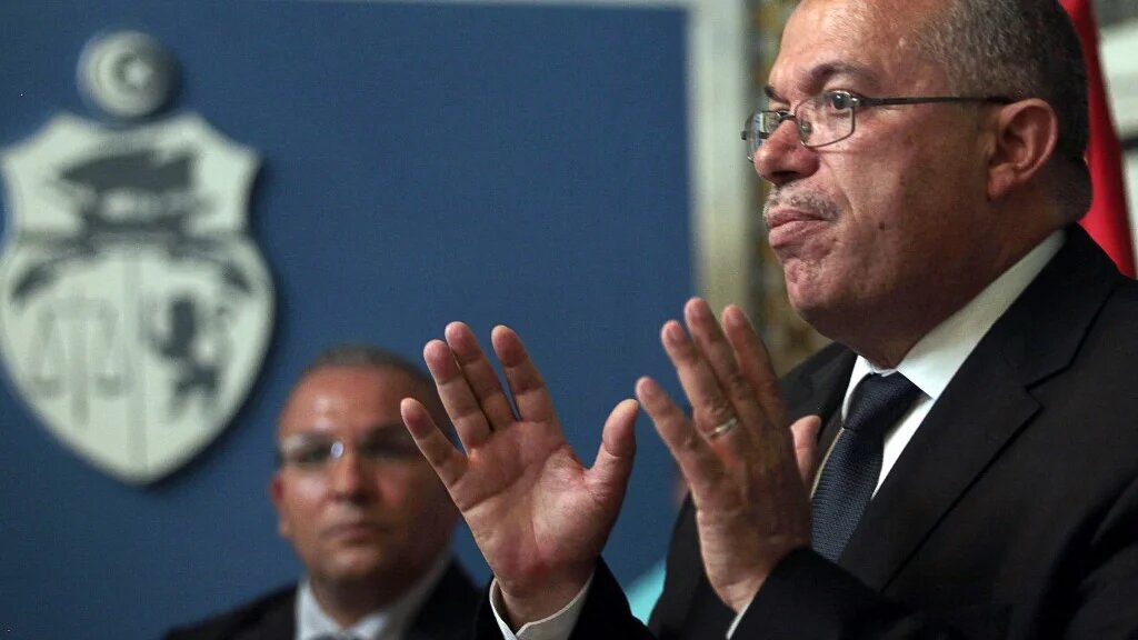 Le ministre tunisien de l’Intérieur a justifié lundi l’arrestation de l’homme fort d’Ennahdha, Noureddine Bhiri, par « des soupçons de terrorisme dans le dossier » (AFP/Fethi Belaïd)