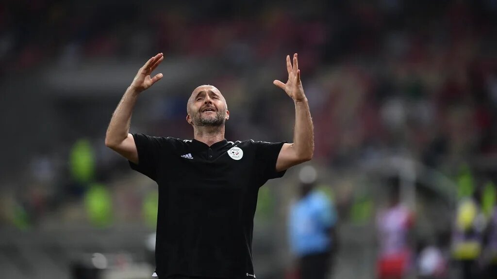 Après 35 matchs sans défaite, l’Algérie est tombée face à la Guinée Equatoriale 1-0 lors de la Coupe d’Afrique des nations, le 16 janvier 2022, au grand désespoir de son coach, Djamel Belmadi (AFP/Charly Triballeau)
