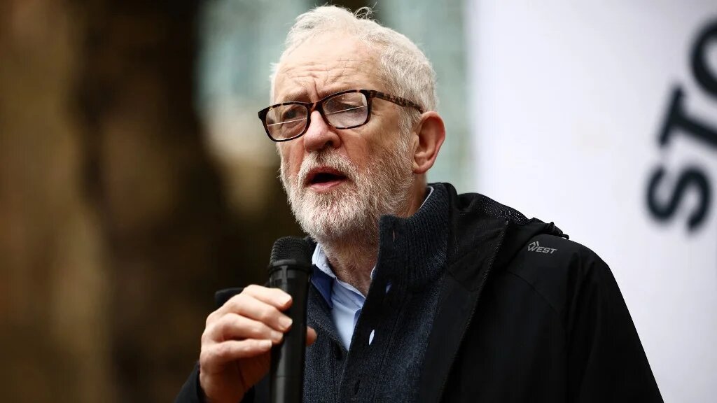 Former Labour Party leader Jeremy Corbyn speaks to supporters of Ben Jamal, director of Palestine Solidarity Campaign, at Westminster Magistrates’ Court in London on 1 April 2026 (AFP)