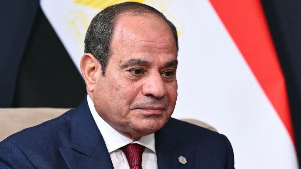 Egyptian President Abdel Fattah el-Sisi on the sidelines of the G7 summit in Evian, eastern France, on 17 June 2026 (AFP)