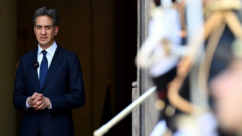 Britain's Foreign Secretary Ed Miliband leaves after meeting with his French counterpart during a visit to the Quai d'Orsay in Paris on July 29, 2026.