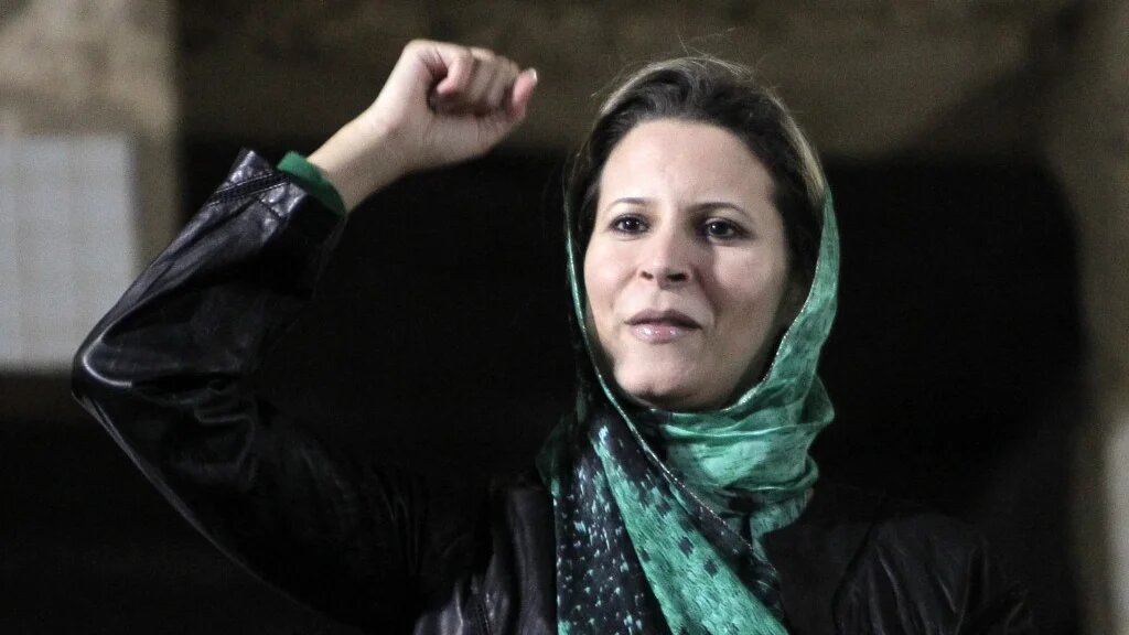 Aïcha Kadhafi, fille du « Guide » libyen, à Tripoli, en avril 2011 (AFP)