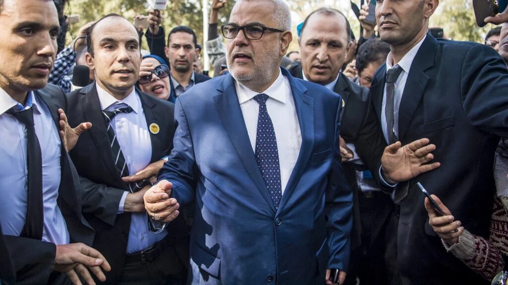 Abdelilah Benkirane « veut revenir car il est apprécié par une large majorité des militants mais il attend que sa candidature soit défendue au sein des instances du parti », confie un membre du conseil national du PJD (AFP/Fadel Senna)