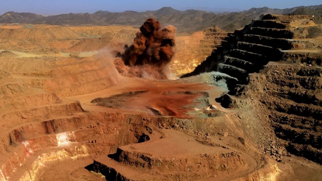 En mars, le groupe marocain Managem a conclu un accord de coopération avec le Chinois Wanbao Mining pour le développement d’un projet aurifère de grande envergure au Soudan (AFP)
