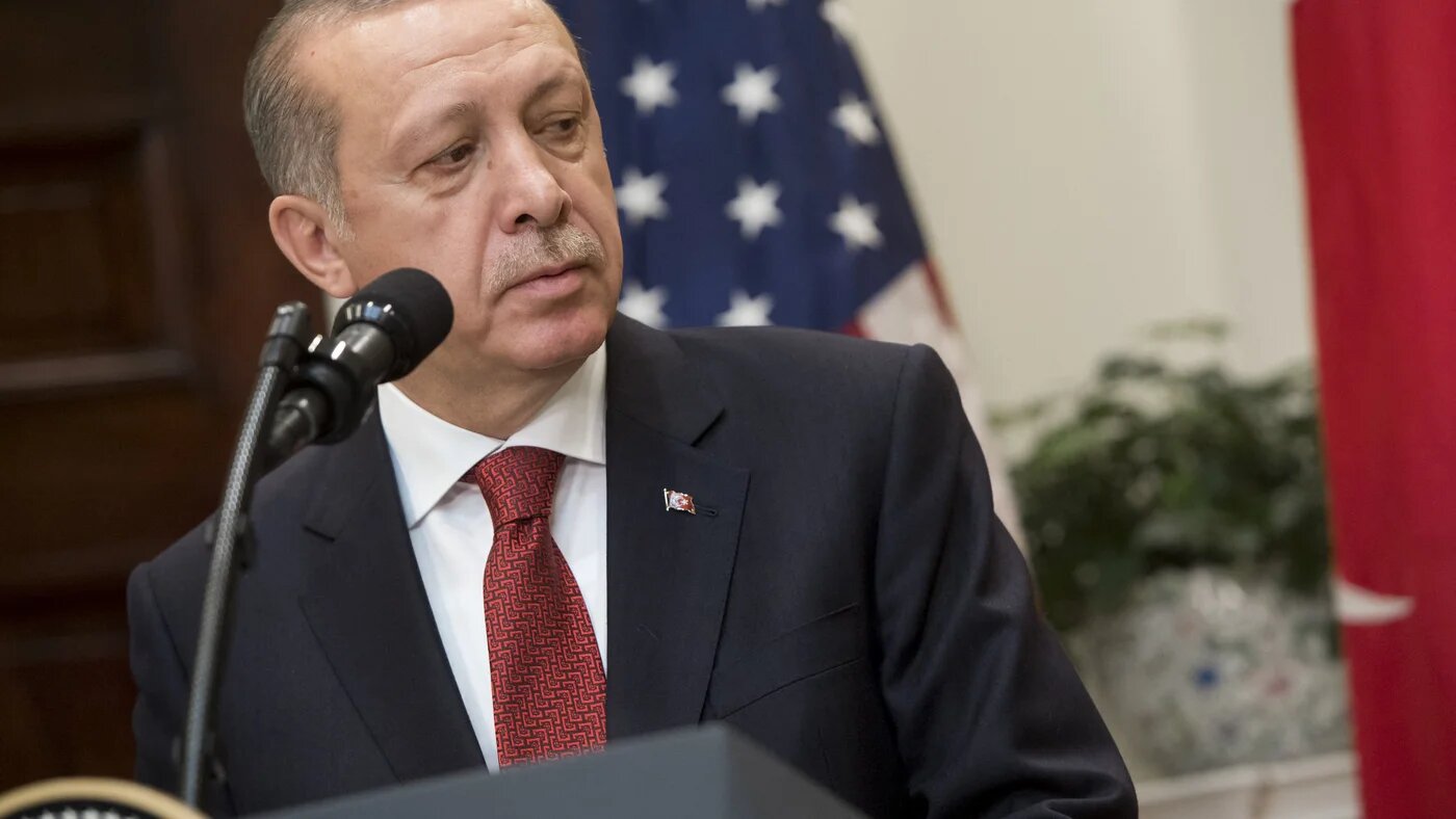 Turkish President Recep Tayyip Erdogan speaks to the press in the Roosevelt Room of the White House in Washington on 16 May 2017 (Saul Loeb/AFP)