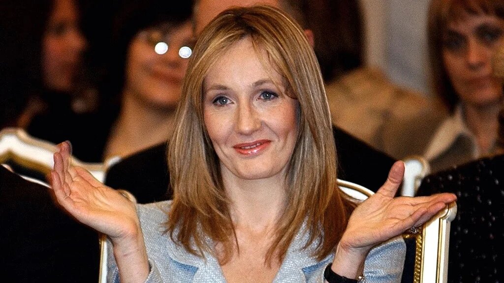 JK Rowling arrives to attend the premiere of a Harry Potter film in London on 11 November 2010 (AFP)