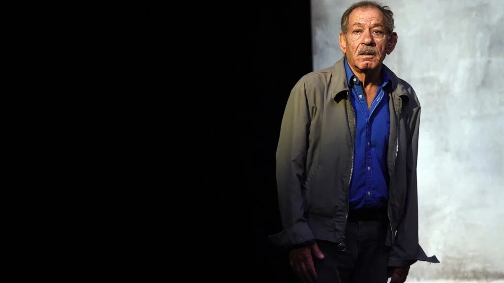  L’acteur Ahmed Benaissa lors d’une répétition à Avignon le 20 juillet 2015 (AFP/Anne-Christine Poujoulat)