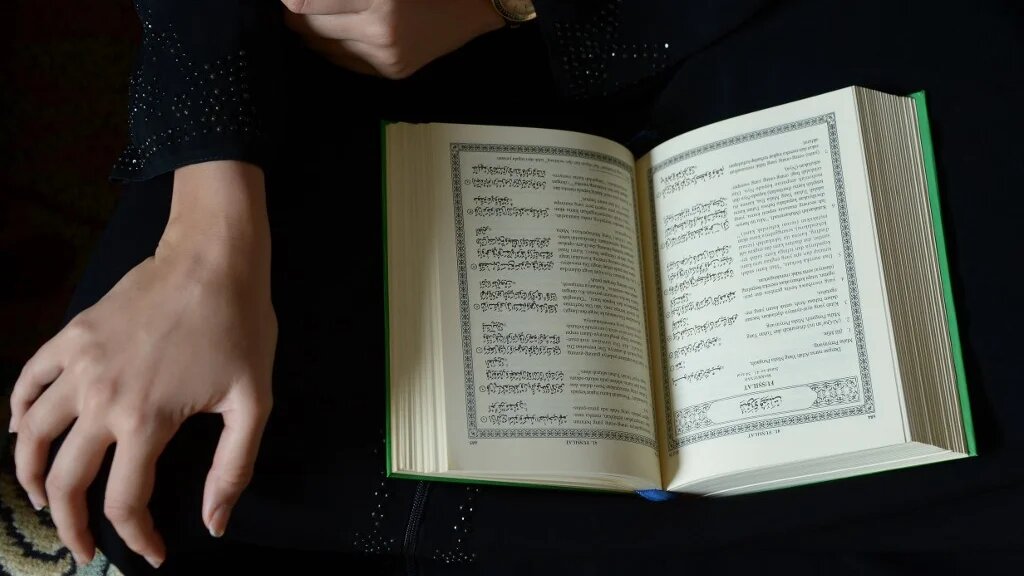 L’étudiante est poursuivie en vertu de l’article 6 de la Constitution qui stipule que « l’État protège la religion » (AFP)