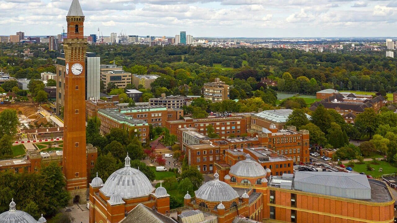 The University of Birmingham photographed in September 2018. (Wikimedia Commons)