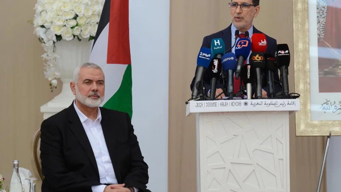 Ismaël Haniyeh, leader du Hamas, et Saâdeddine el-Othmani, Premier ministre marocain, à Rabat, le 16 juin 2021 (Facebook/Discovery Morocco)