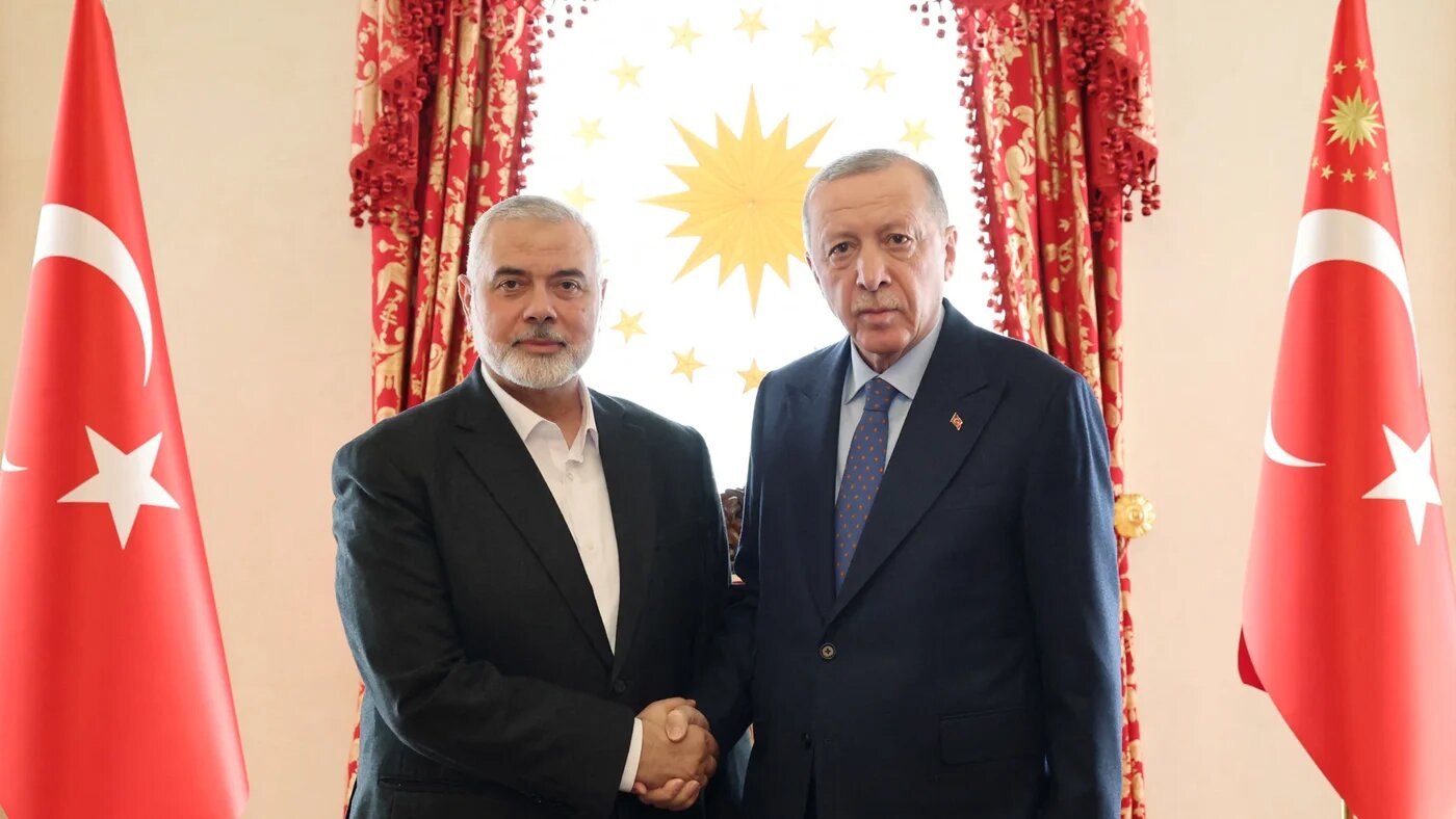 Turkey's President Tayyip Erdogan meets with Ismail Haniyeh, leader of the Palestinian group Hamas, in Istanbul, Turkey, 20 April 2024. (Murat Cetinmuhurdar/Turkish Presidential Press Office via Reuters)